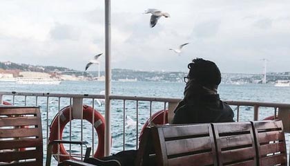 富二代f2app下载安装地址：开启专属财富圈层的全新体验